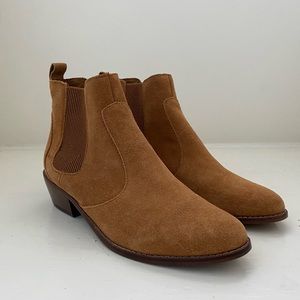 Gap Brown Suede Chelsea Boots - NEW!